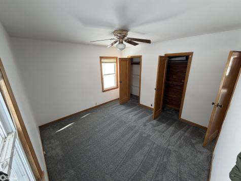 1443 Ivanhoe Avenue New Hampton IA 50659