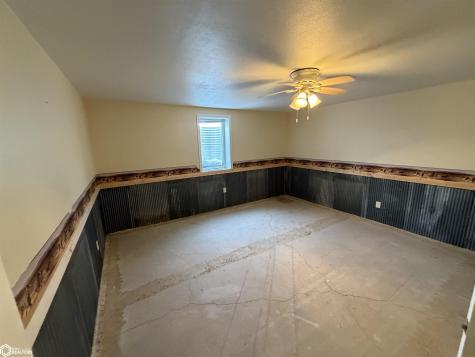 1443 Ivanhoe Avenue New Hampton IA 50659
