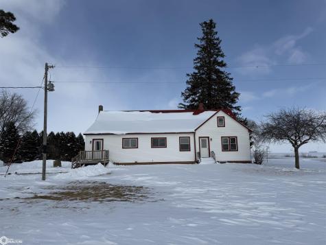 1443 Ivanhoe Avenue New Hampton IA 50659