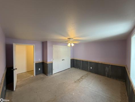1443 Ivanhoe Avenue New Hampton IA 50659