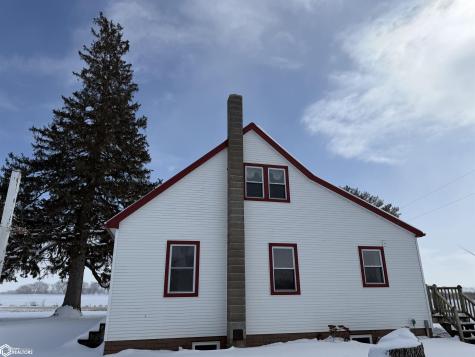 1443 Ivanhoe Avenue New Hampton IA 50659