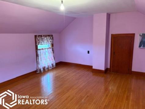 1972 Finch Avenue Thornton IA 50479