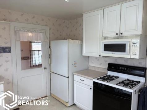 1972 Finch Avenue Thornton IA 50479