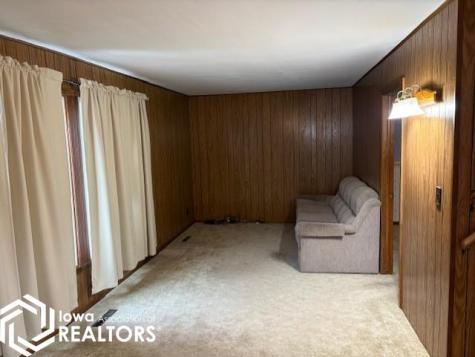 1972 Finch Avenue Thornton IA 50479