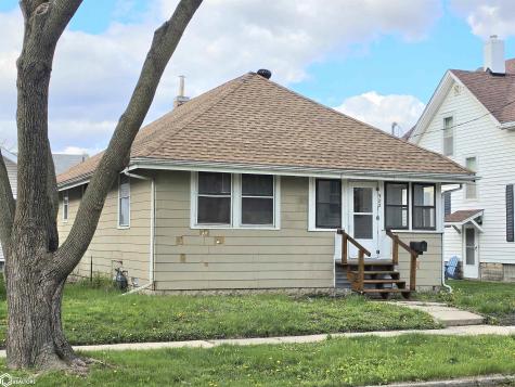 322 8th Street NW Mason City IA 50401