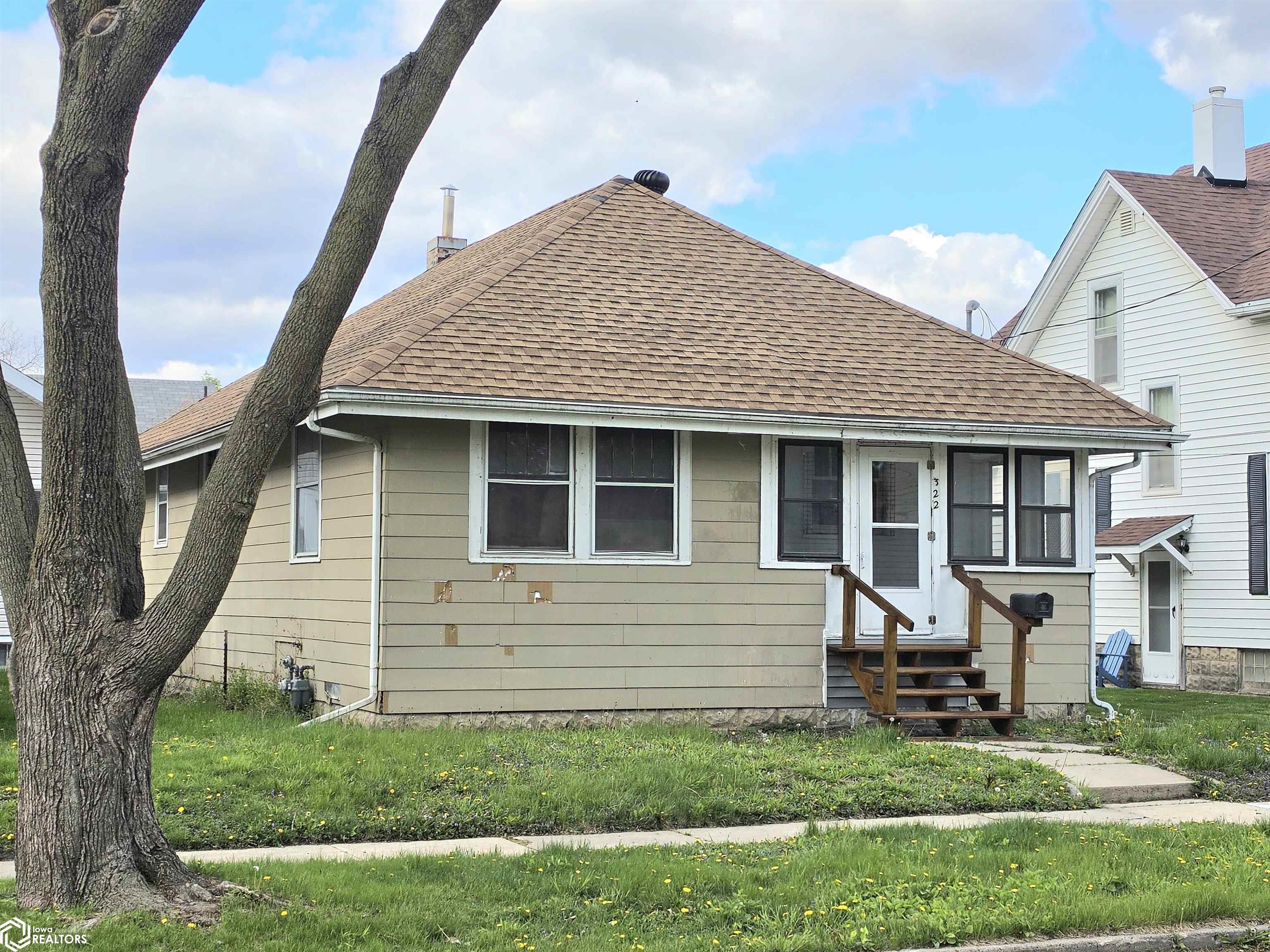 322 8th Street NW Mason City IA 50401