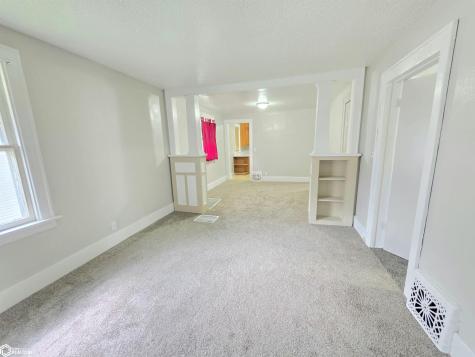 322 8th Street NW Mason City IA 50401
