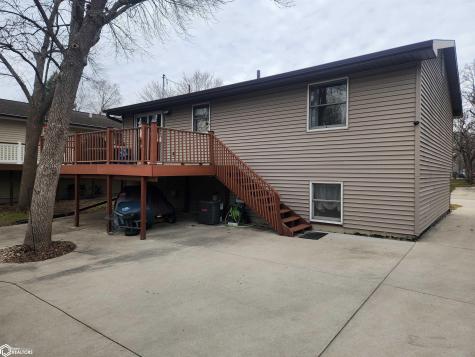 1121 15th Street NE Mason City IA 50401