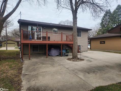 1121 15th Street NE Mason City IA 50401