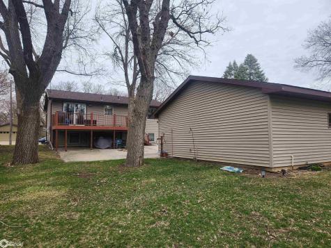 1121 15th Street NE Mason City IA 50401