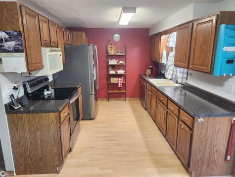 1121 15th Street NE Mason City IA 50401
