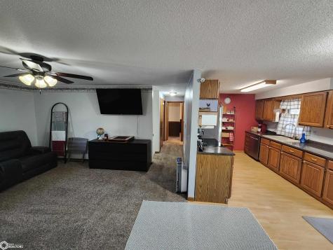 1121 15th Street NE Mason City IA 50401