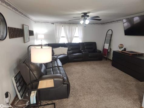 1121 15th Street NE Mason City IA 50401