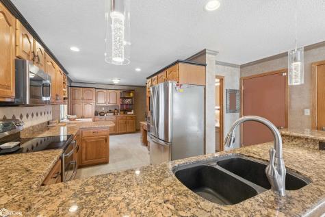 1823 N Shore Drive Clear Lake IA 50428