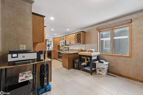 1823 N Shore Drive Clear Lake IA 50428