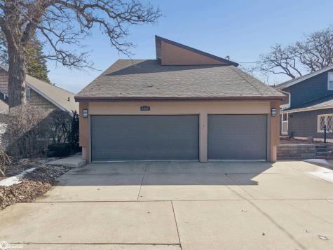 1823 N Shore Drive Clear Lake IA 50428