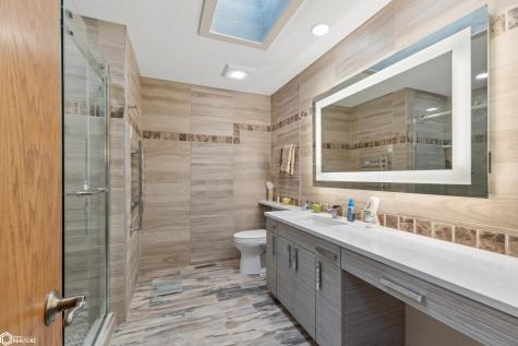 1823 N Shore Drive Clear Lake IA 50428