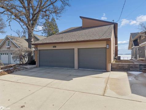 1823 N Shore Drive Clear Lake IA 50428