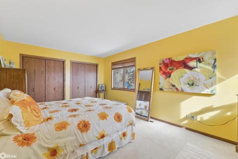 1823 N Shore Drive Clear Lake IA 50428