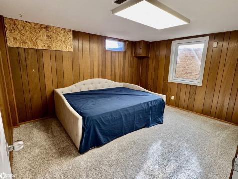 424 22nd Street SW Mason City IA 50401
