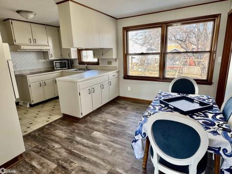 424 22nd Street SW Mason City IA 50401