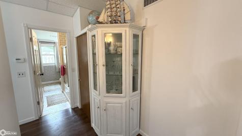 1453 3rd Street SE Mason City IA 50401