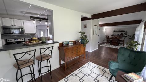 1453 3rd Street SE Mason City IA 50401