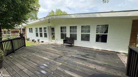 1453 3rd Street SE Mason City IA 50401