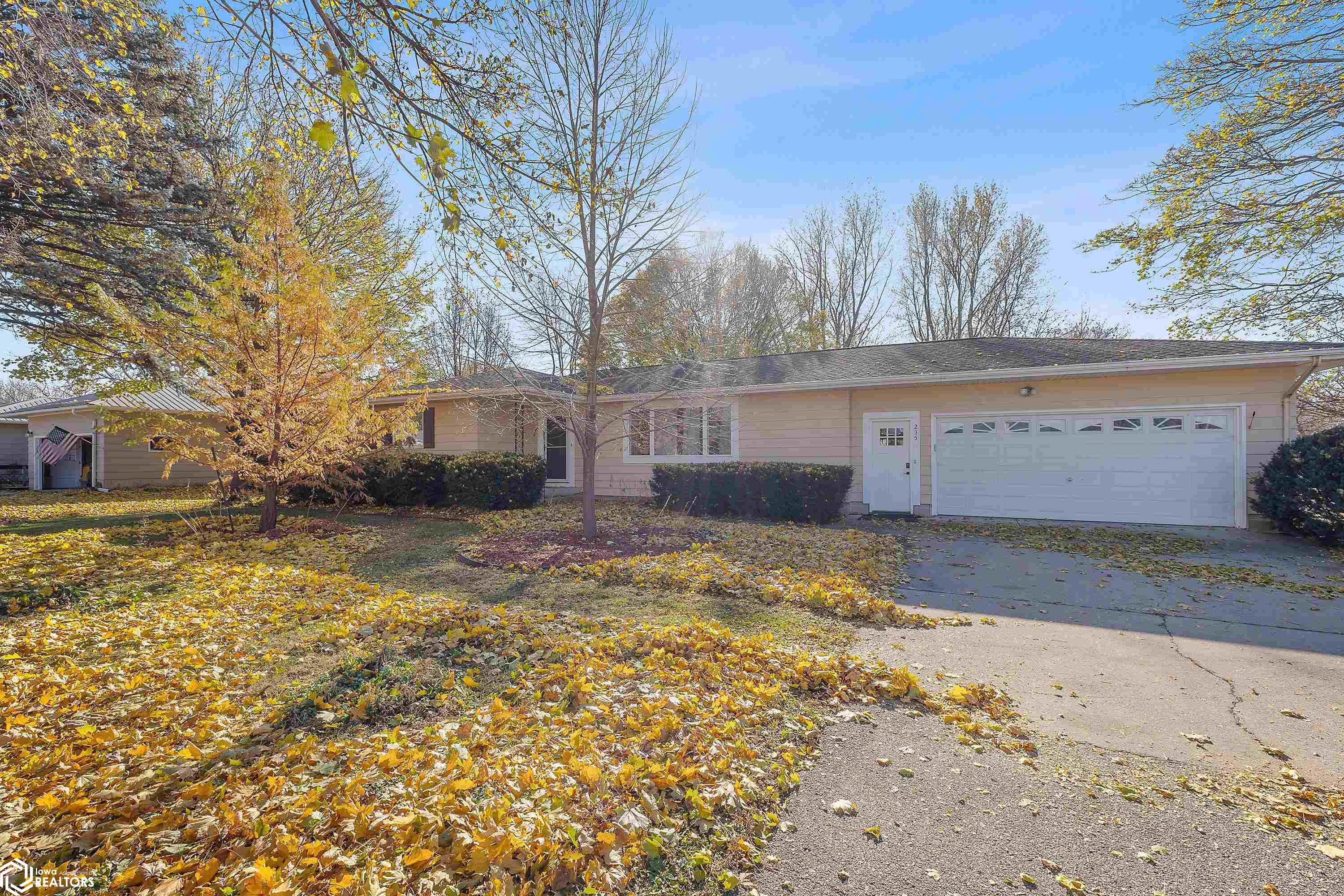 235 W Bosworth Street Manly IA 50456