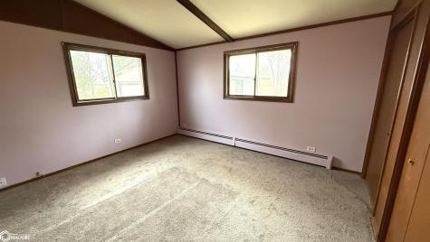 4011 Orchid Avenue Kensett IA 50448