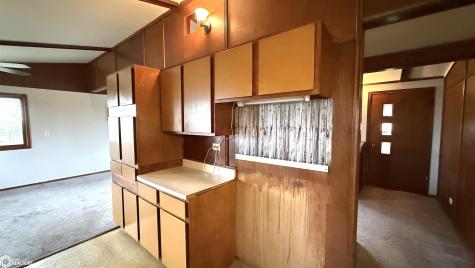 4011 Orchid Avenue Kensett IA 50448