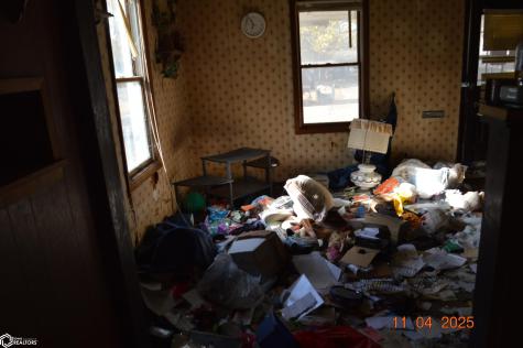 725 N 10th Street Forest City IA 50436