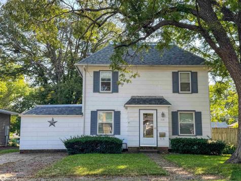 114 7th Street SE Hampton IA 50441