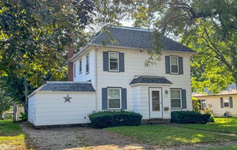 114 7th Street SE Hampton IA 50441