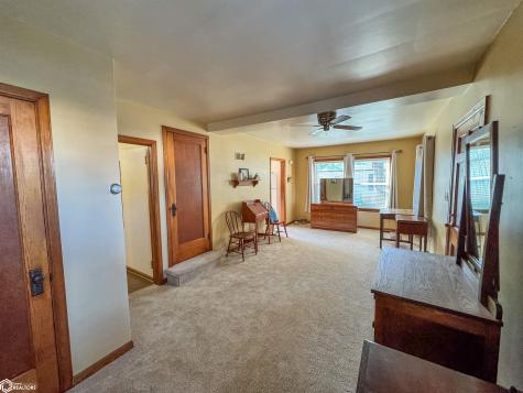 114 7th Street SE Hampton IA 50441