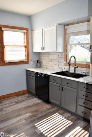 118 Mildred Avenue Iowa Falls IA 50126