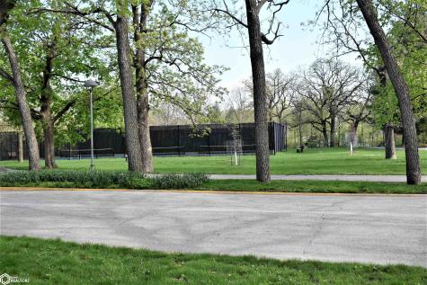118 Mildred Avenue Iowa Falls IA 50126