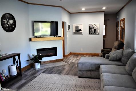 118 Mildred Avenue Iowa Falls IA 50126