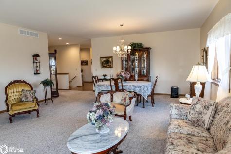 112 Coventry Court Clear Lake IA 50428