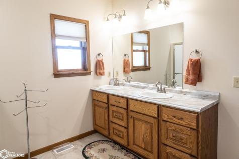 112 Coventry Court Clear Lake IA 50428