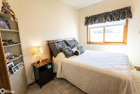 112 Coventry Court Clear Lake IA 50428