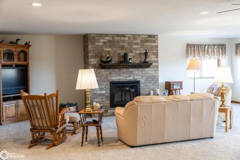 112 Coventry Court Clear Lake IA 50428