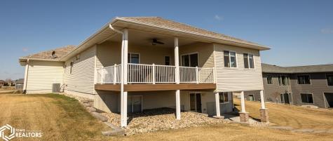 112 Coventry Court Clear Lake IA 50428
