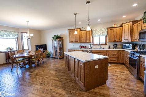 112 Coventry Court Clear Lake IA 50428