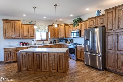 112 Coventry Court Clear Lake IA 50428