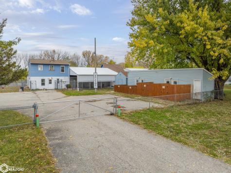 815 N 40th Street Clear Lake IA 50428