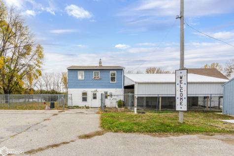 815 N 40th Street Clear Lake IA 50428