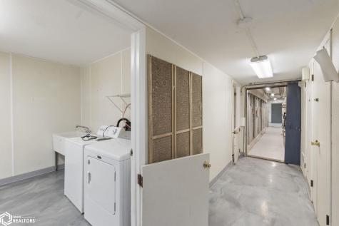 815 N 40th Street Clear Lake IA 50428