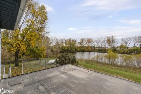 815 N 40th Street Clear Lake IA 50428