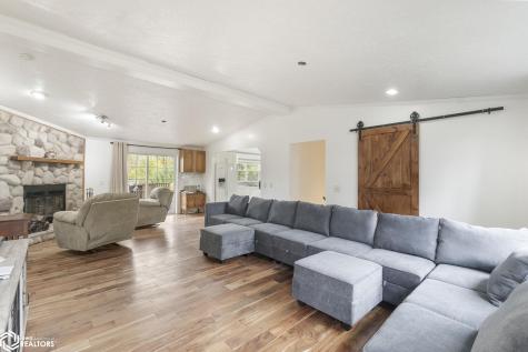 815 N 40th Street Clear Lake IA 50428